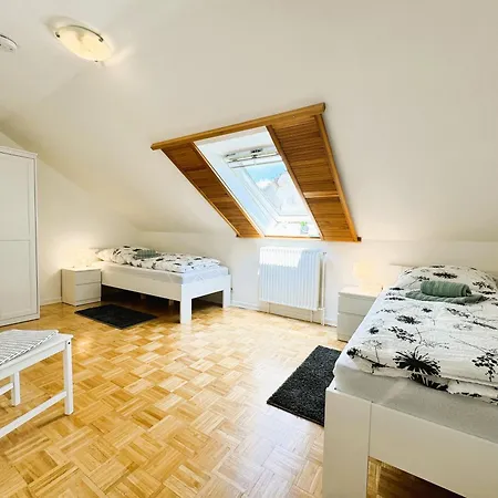 65m² Brunsbek Mit 2 Schlafzimmer - 5 Minuten Zur A1 *