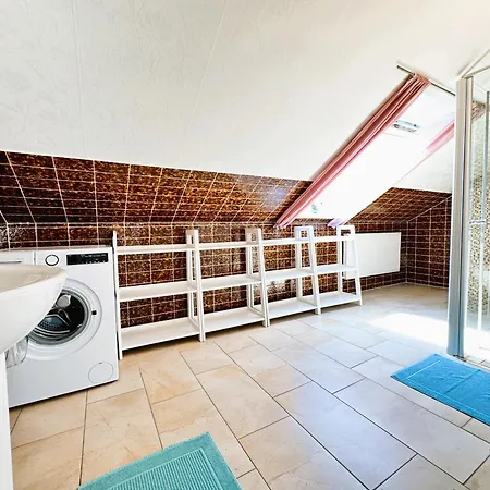 65m² Brunsbek Mit 2 Schlafzimmer - 5 Minuten Zur A1 Lejlighed